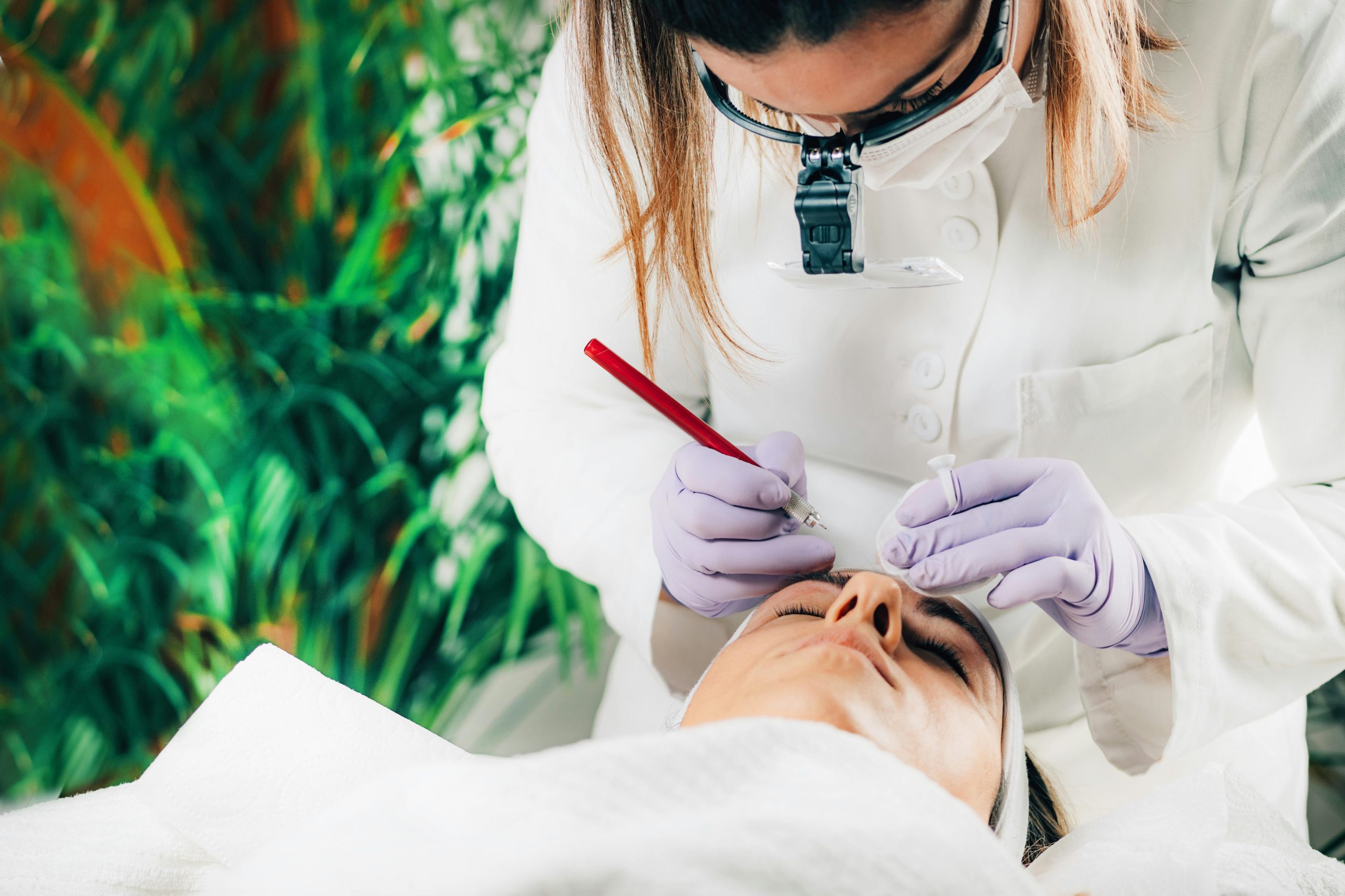A Deep Dive into Facial Aesthetics Clinics and The Services They Offer ...