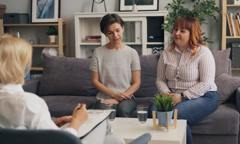 Photo of Family Therapy Under The Microscope: What Works And Why