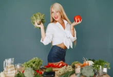 Photo of Low-fat vegan diet weight loss linked to energy density, not portion cuts